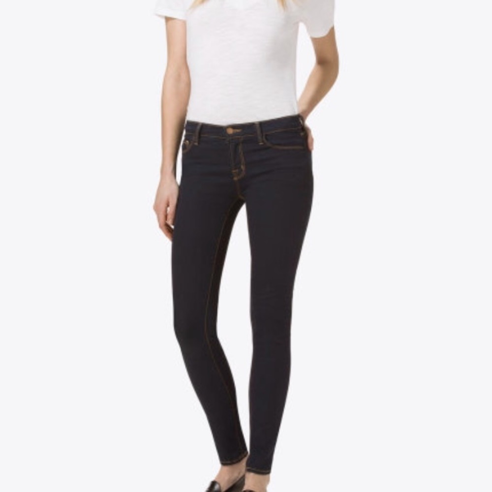 Pre-owned J Brand Mid-Rise Skinny in Ink. Size 25.